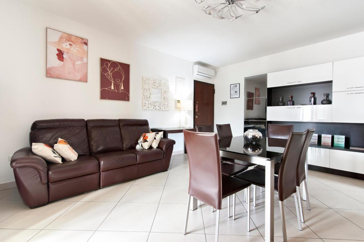 Casa Mabel Terrace - Sit Apartment Лечче Экстерьер фото